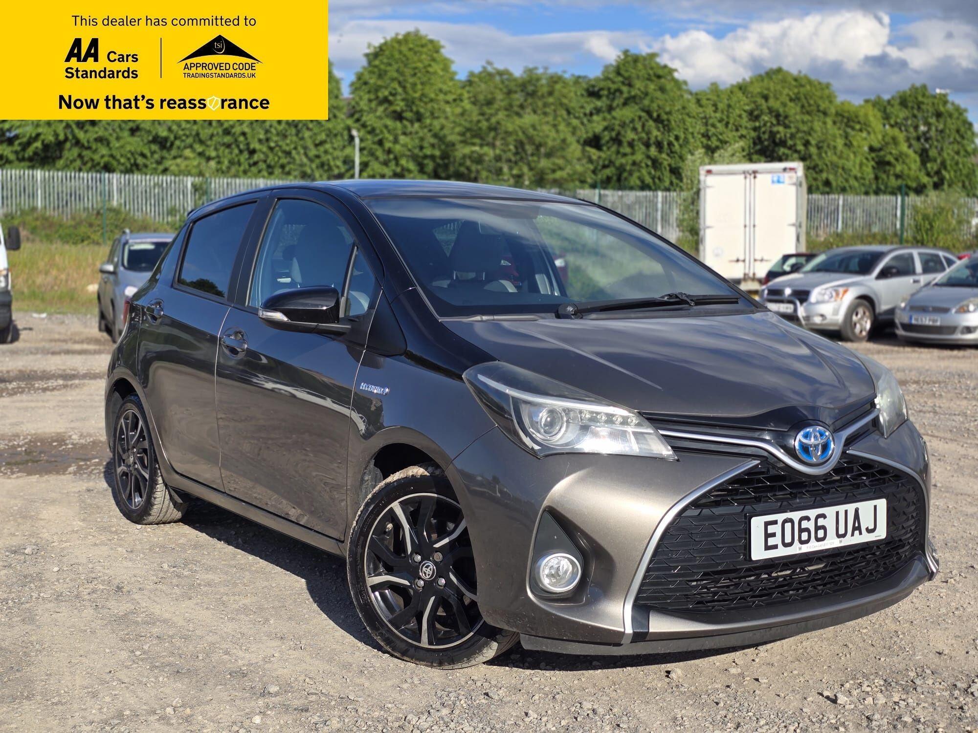 1.5 VVT-h Design Hatchback 5dr Petrol Hybrid E-CVT Euro 6 (101 ps)